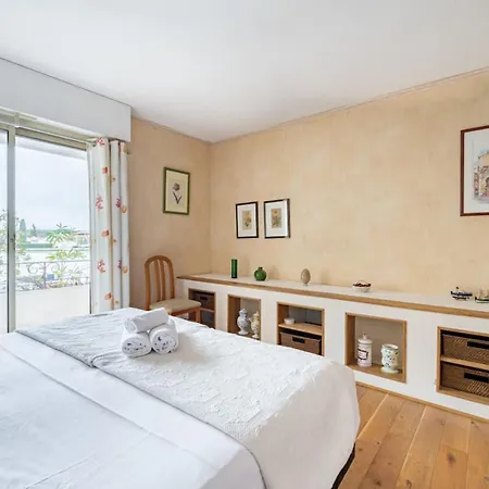 Lejlighed Spacious With Pool Located In The Marina Of *